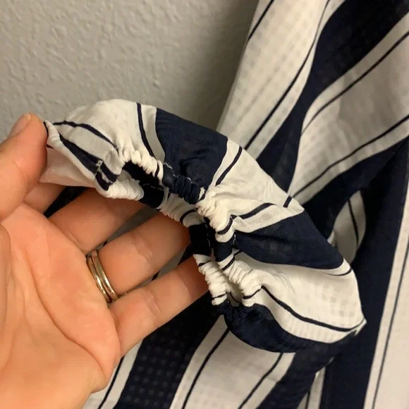 Navy Blue Striped Blouse Sz S - Picture 7 of 7